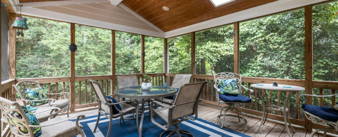 Exploring the Best Restaurants Listed on Black Pearl Galveston